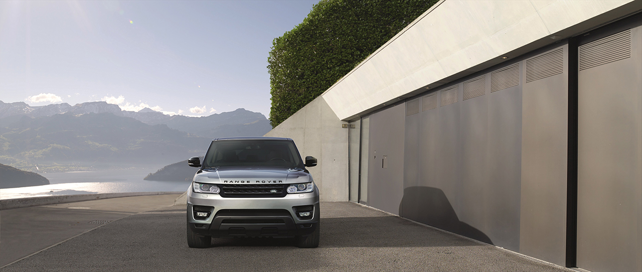 2017 Range Rover Sport exterior (5)