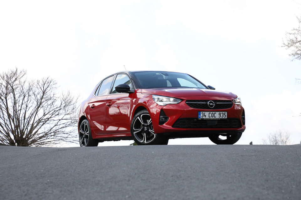 2020 Opel Corsa 1.2 EAT8 Test Sürüşü | Otomobilkolik
