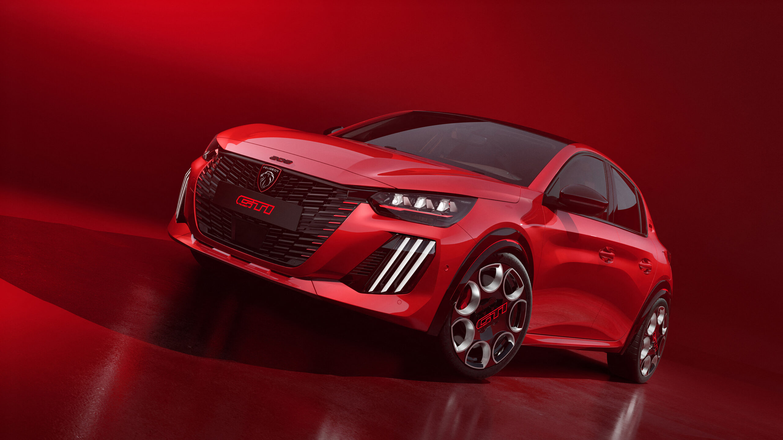 PEUGEOT E-208 GTi: Efsane Geri Döndü