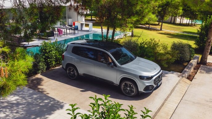 Yeni Elektrikli Mercedes-Benz GLB Türkiye’de Satışa Sunuldu