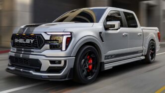 Shelby F-150 Super Snake 810 HP ile Ram Rumble Bee'ye Meydan Okuyor