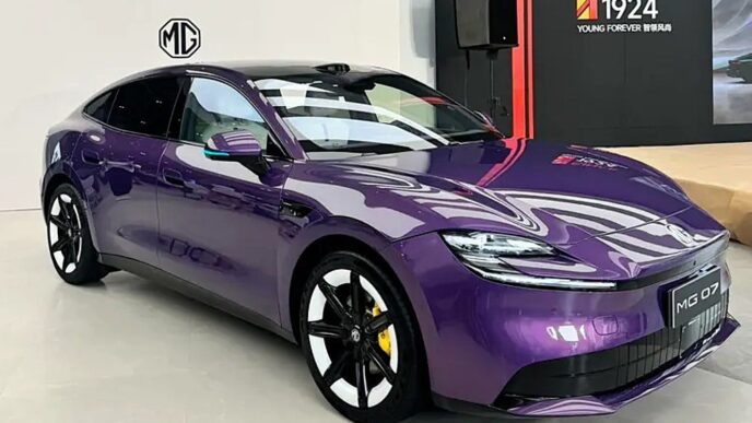 MG 07 Elektrikli Sedan Çin'de Satışa Çıkıyor: 840 km Menzil ve 800V Platform