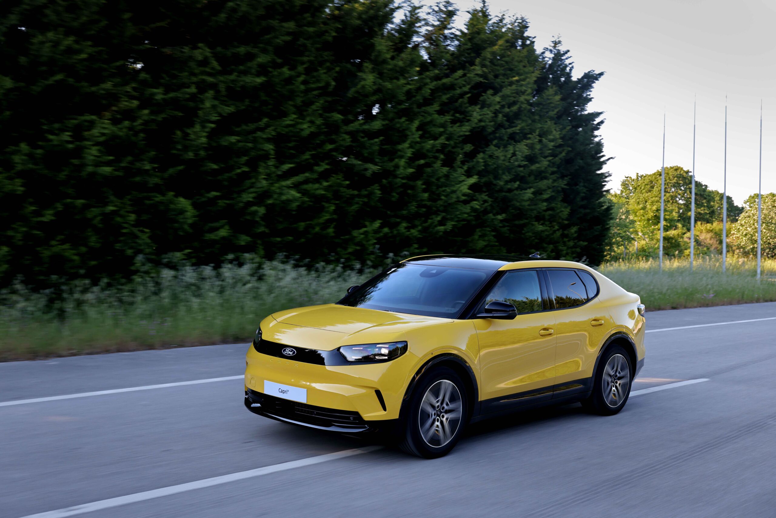 Ford Capri ve Explorer Yeni LFP Bataryayla Daha Uzun Menzil Sunuyor