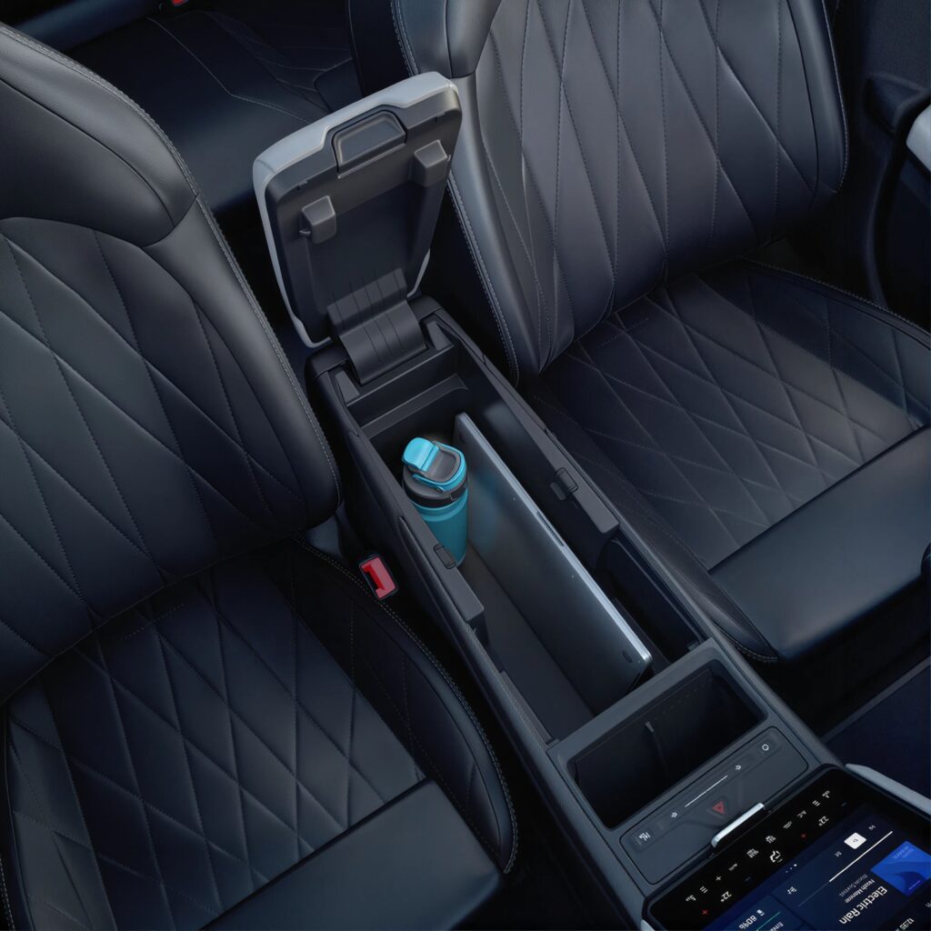 Ford Capri ve Explorer Yeni LFP Bataryayla Daha Uzun Menzil Sunuyor