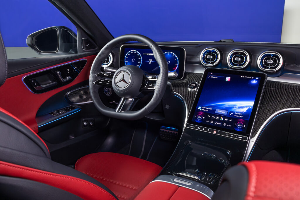 Yeni Mercedes-Benz C-Serisi tanıtıldı: MB.OS ve 395 HP’lik hibrit