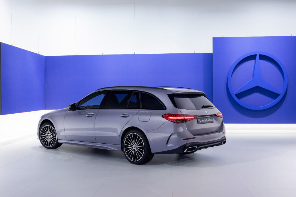 Yeni Mercedes-Benz C-Serisi tanıtıldı: MB.OS ve 395 HP’lik hibrit