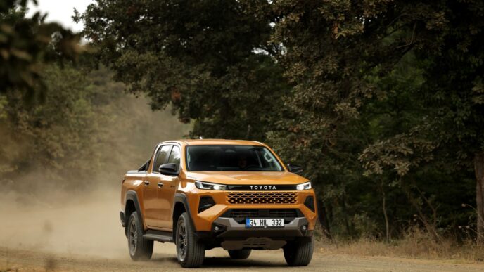 Yeni Toyota Hilux Türkiye’de satışa çıktı: İşte fiyatı ve özellikleri