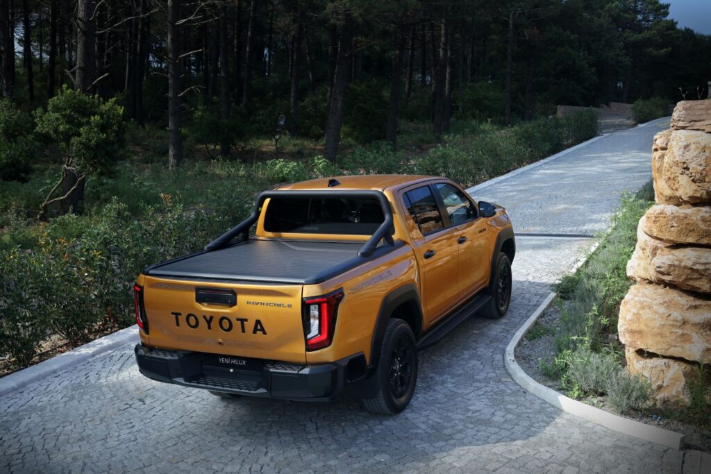 Yeni Toyota Hilux Türkiye’de satışa çıktı: İşte fiyatı ve özellikleri