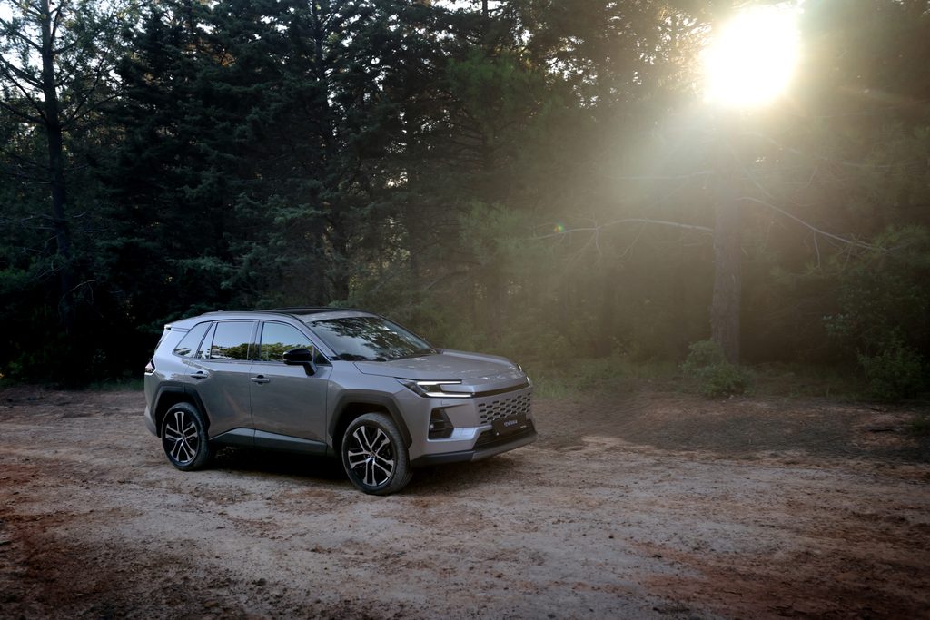 2026 Yeni Toyota RAV4 test sürüşü