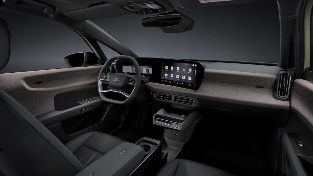 Audi A2 e-tron iç mekanı: 11,9 inç sanal kokpit ve 12,8 inç MMI panoramik ekran