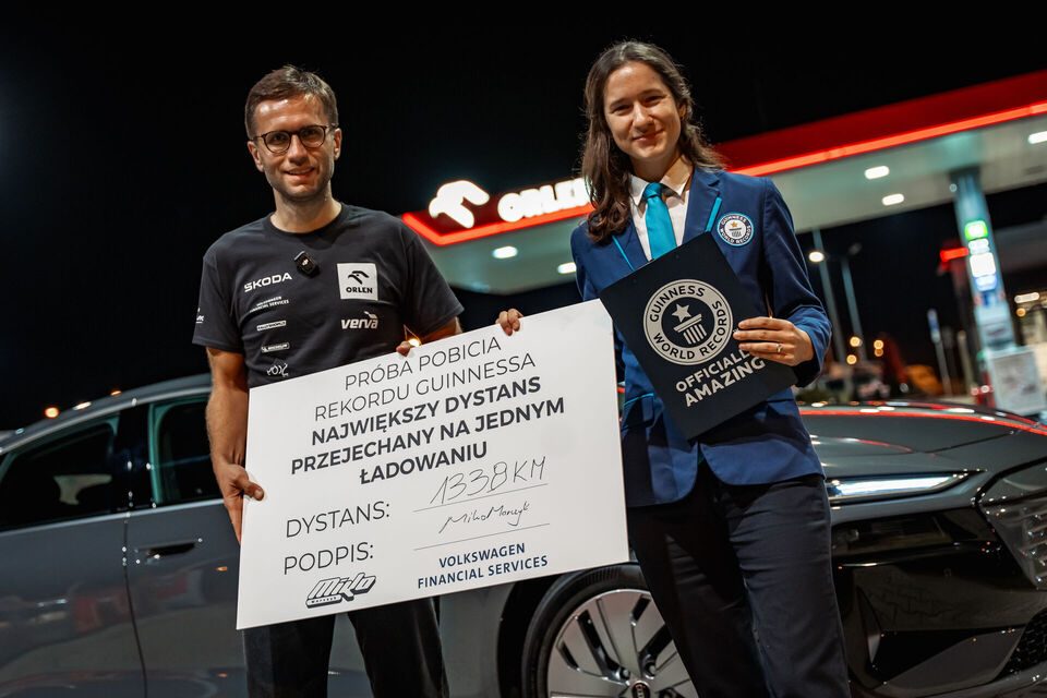 Audi A6 Sportback e-tron tek şarjla 1.338 km