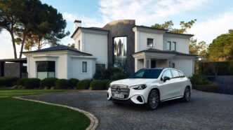 Yeni elektrikli Mercedes-Benz GLC