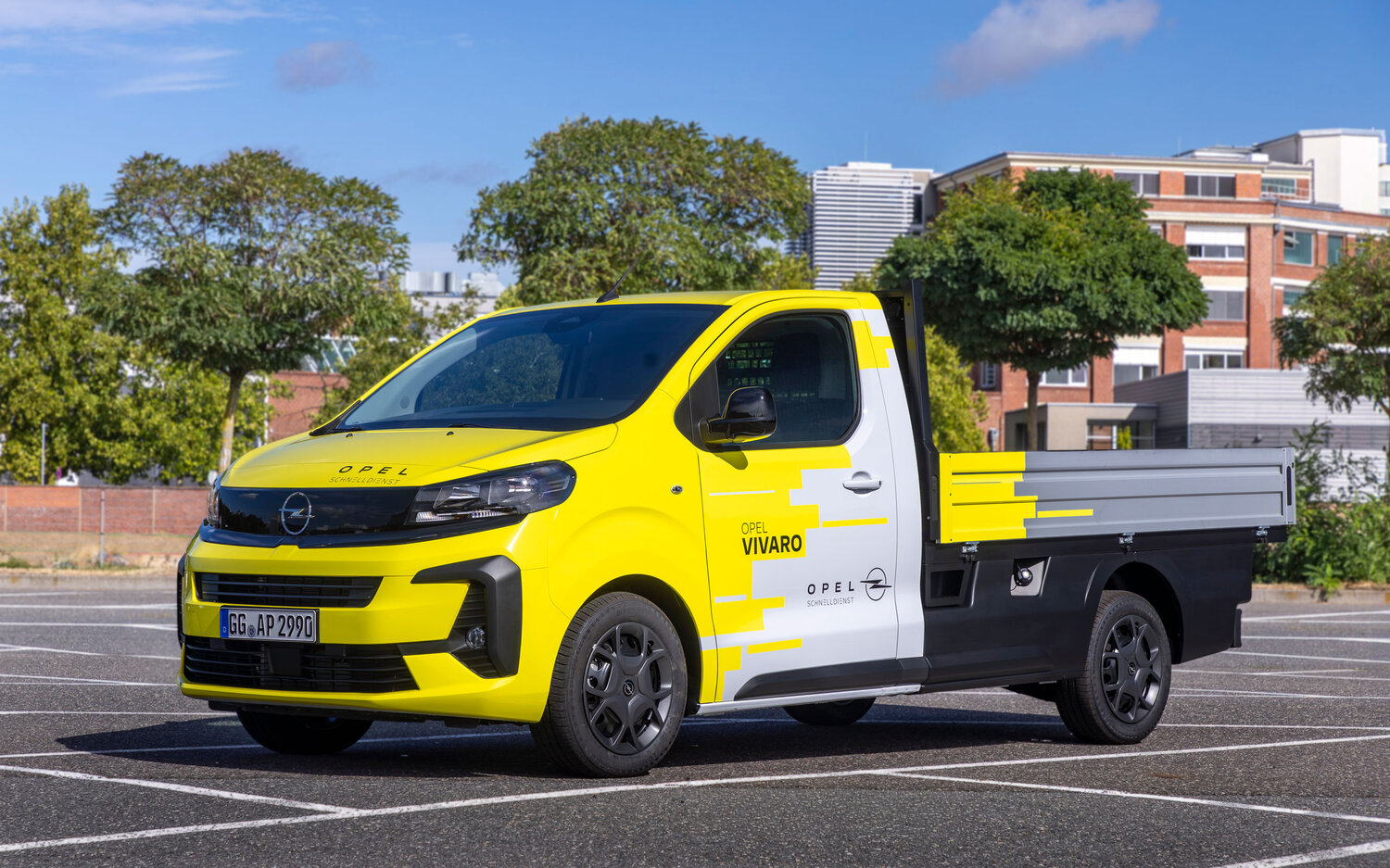 Tofaş üretimi Opel Vivaro Kamyonet 150 HP motor seçeneğiyle tanıtıldı