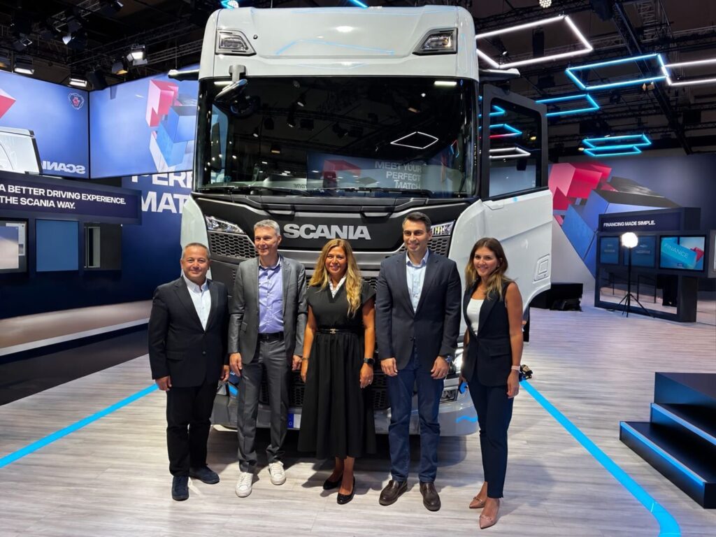 Scania IAA Transportation 2026 standında Türkiye ekibi ve yöneticileri