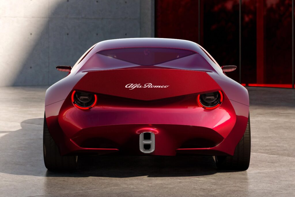 Alfa Romeo Cuorerosso arkadan görünüm
