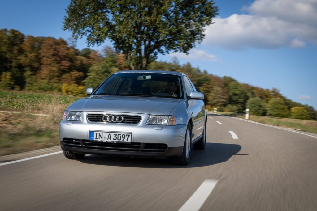 İlk nesil Audi A3 8L