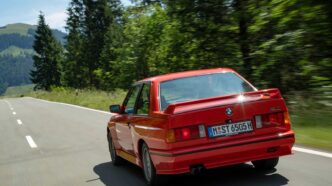 BMW M3 E30 40. yıl