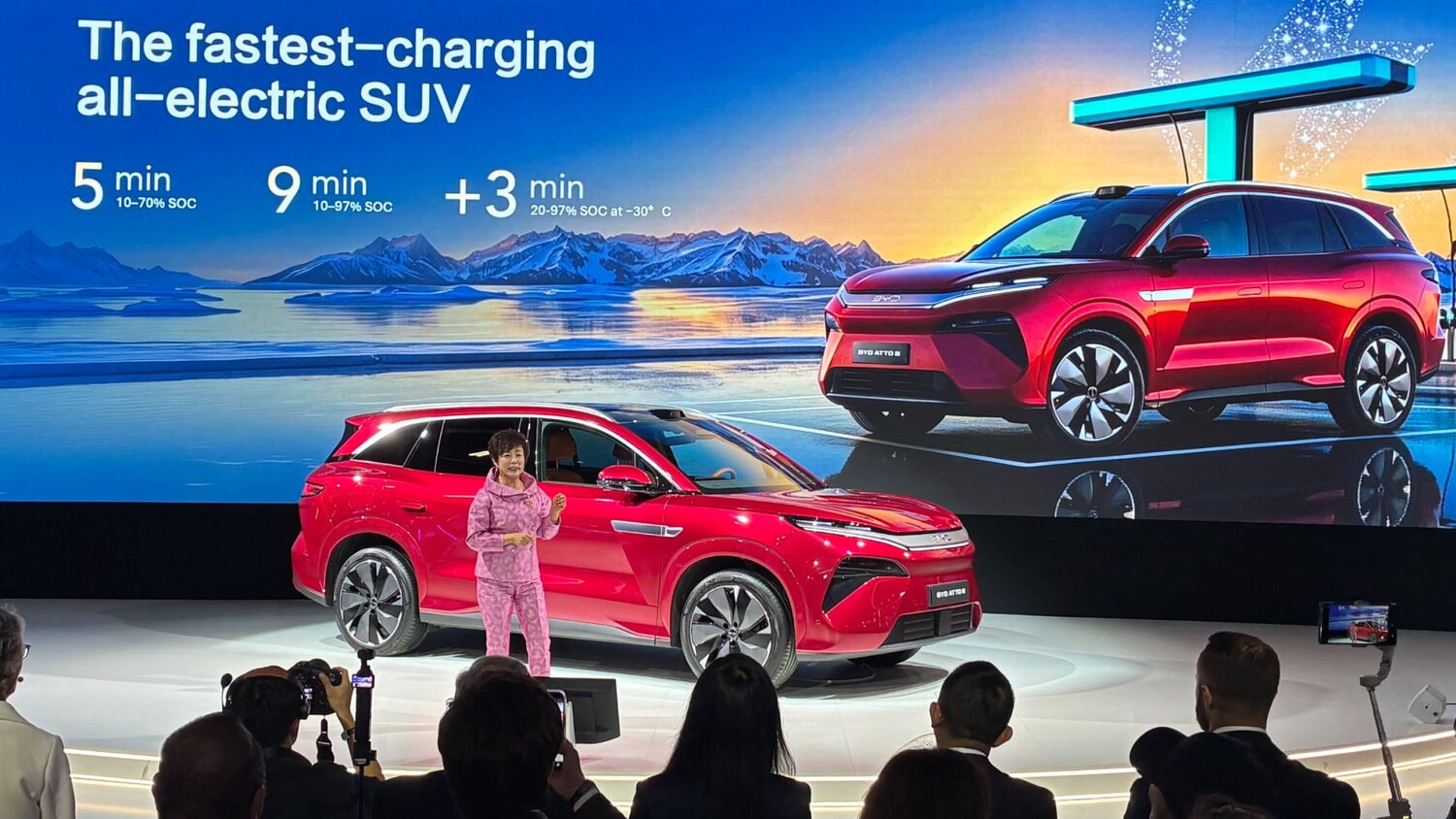 BYD Atto 8'in Flash Charging ile 9 dakikada yüzde 97 şarj verileri