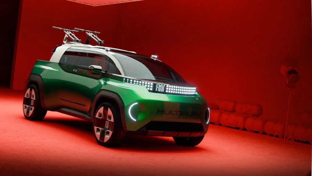 Fiat Multiplay konsepti spoylerden dönüşen bisiklet taşıyıcısı