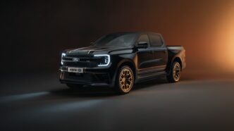 Ford Ranger MS-RT Champion Edition altın şeritli pick-up