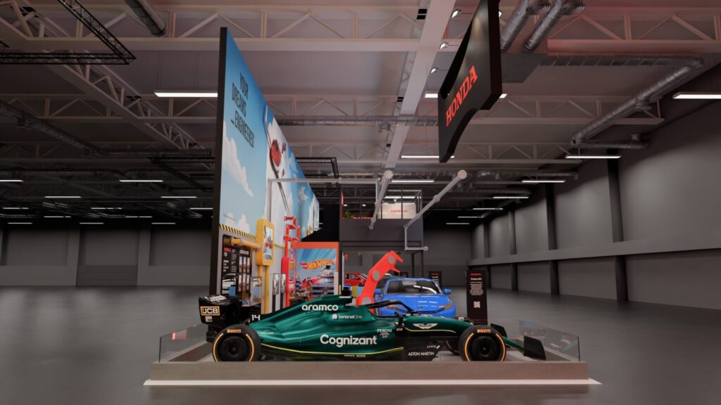 Honda Dream Factory standında Aston Martin Aramco Formula One aracı
