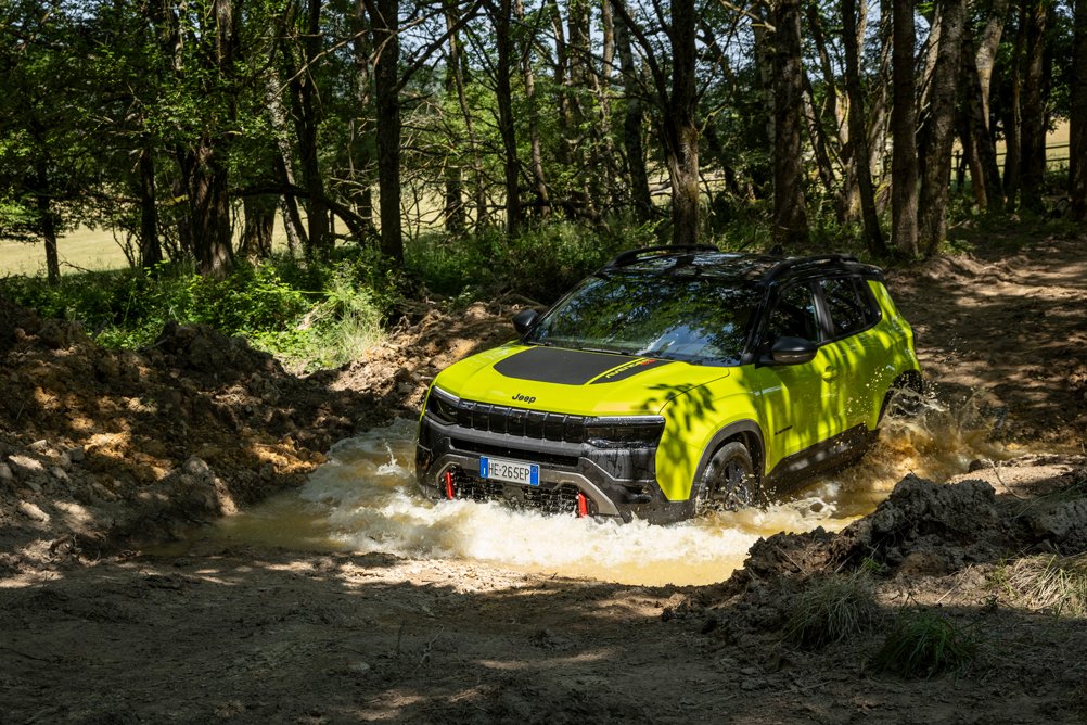 Yeni Jeep Avenger e-Hybrid