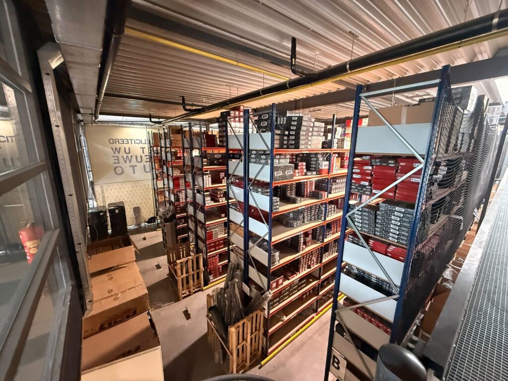 Nerex Automaterialen yedek parça rafları