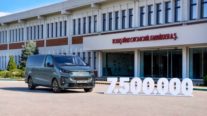 Tofaş 7,5 milyonuncu araç Fiat Ulysse
